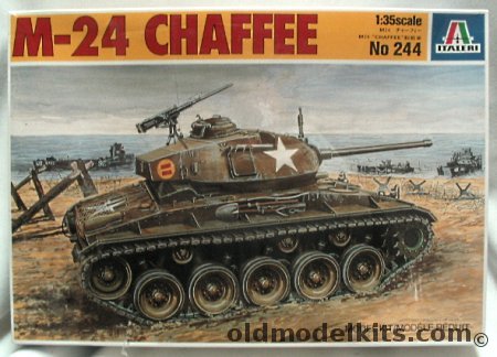 Italeri 1/35 M-24 Chaffee Light Tank - (ex Testors), 244 plastic model kit